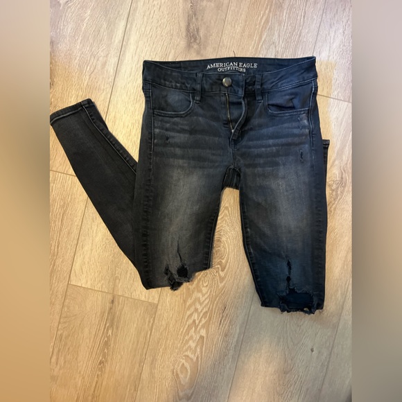 American eagle jeans!! - Picture 1 of 1